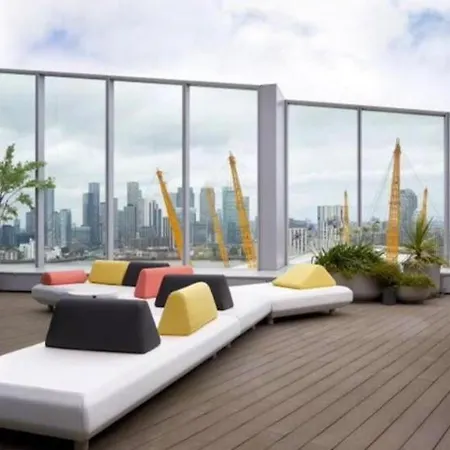 Luxury Stay Near O2 And Canary Wharf Лондон Экстерьер фото